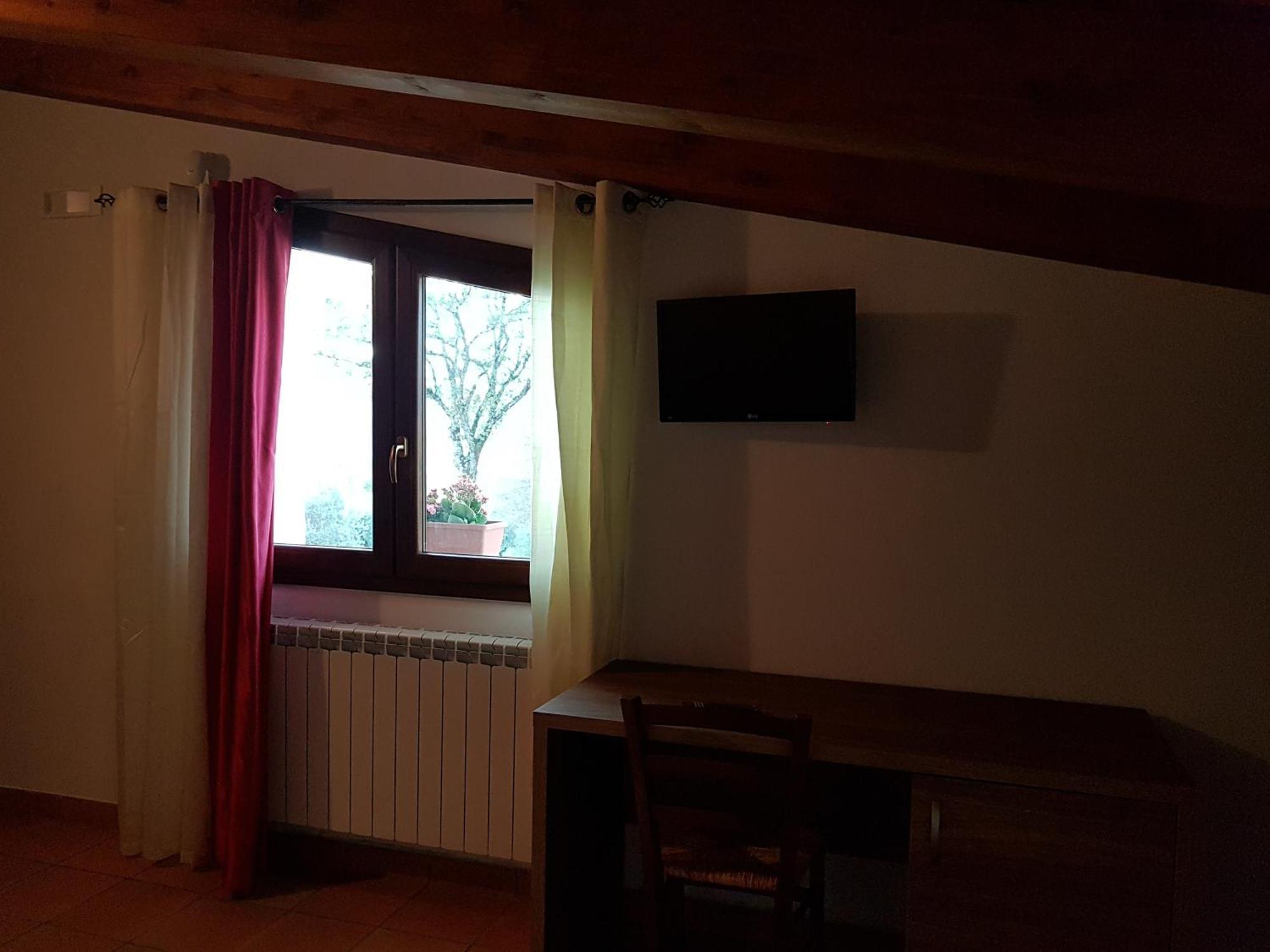Agriturismo L'Ulivo Padula Luaran gambar