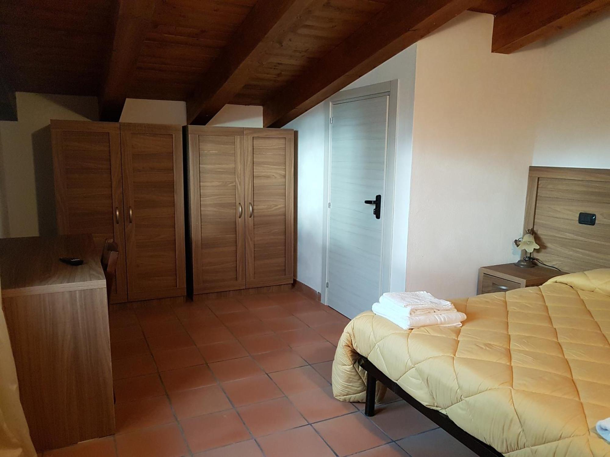 Agriturismo L'Ulivo Padula Luaran gambar
