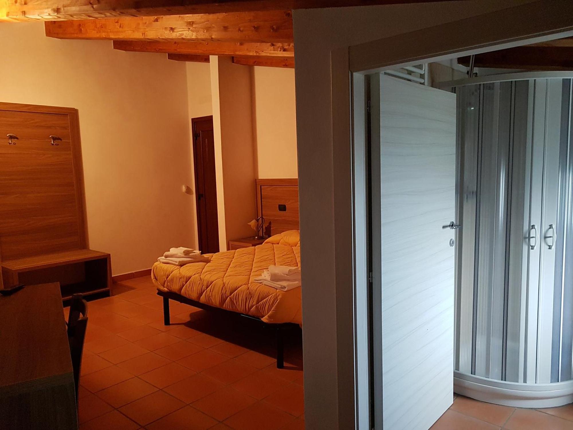 Agriturismo L'Ulivo Padula Luaran gambar