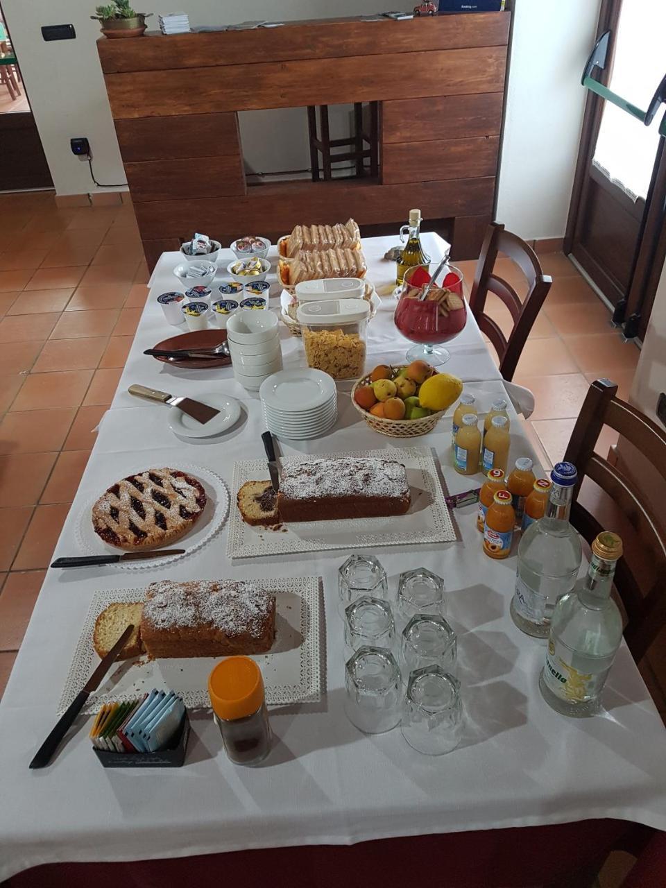 Agriturismo L'Ulivo Padula Luaran gambar